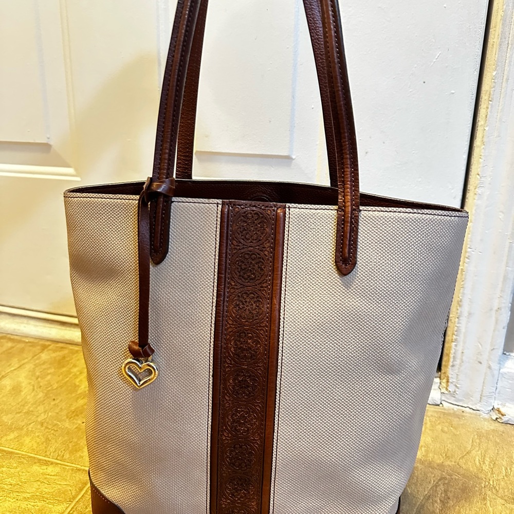 Ferrara by Brighton tan Purse